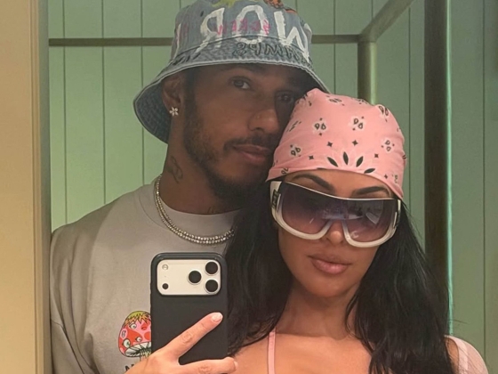 Lewis Hamilton és Kim Kardashian forró szerelmesképeket osztott meg a közös nyaralásukról – fotók
