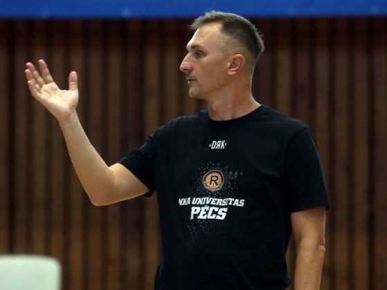 Kemény szavak: szégyenről beszélt a bajnokcsapat edzője