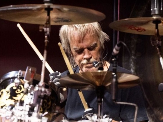 Meghalt Frank Beard, a ZZ Top legendás dobosa