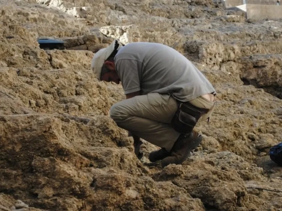 Hátborzongató dolgot találtak egy 2000 éves kút mélyén