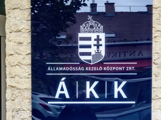 Ráncba szedték az állami cégek igazgatósági és felügyelőbizottságaiban járó díjazásokat