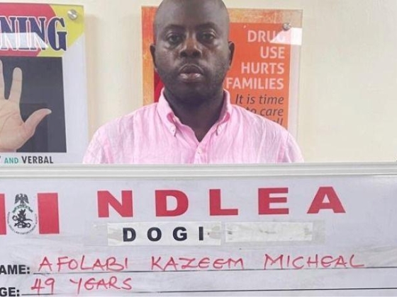 Két vádlott kábítószer-kereskedelemmel az Egyesült Királyság-Nigéria nyomozása után