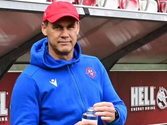 Bódog Tamás sörözni ment az MTK-meccsre, majd keményen beleállt a magyar bírókba