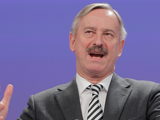 Metsola tiszteleg Kallas volt EU-biztos előtt, miután Kaja Kallas lánya bejelentette apja halálát