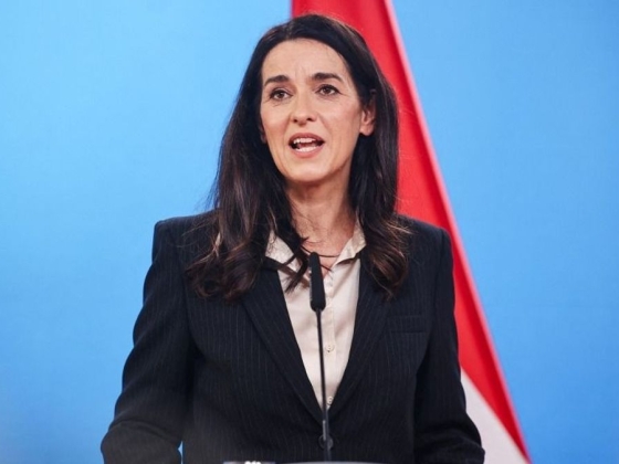 Az Orbán Anita vezette külügy már most több ponton lekörözi Szijjártóékat