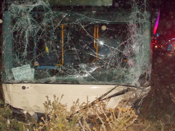 A debreceni CATL gyár dolgozói utaztak a buszon, amely péntek este szenvedett balesetet