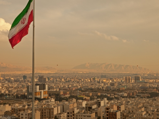 Elhúzódó háborúra és belső elégedetlenségre készülhet Irán