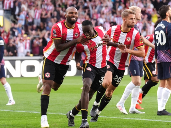 Hiába költött el több mint 200 millió eurót a Tottenham, simán kikapott szezonbeli első meccsén
