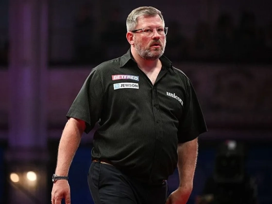 James Wade legyőzte a meglepetésembert, megnyerte az ausztrál dartstornát