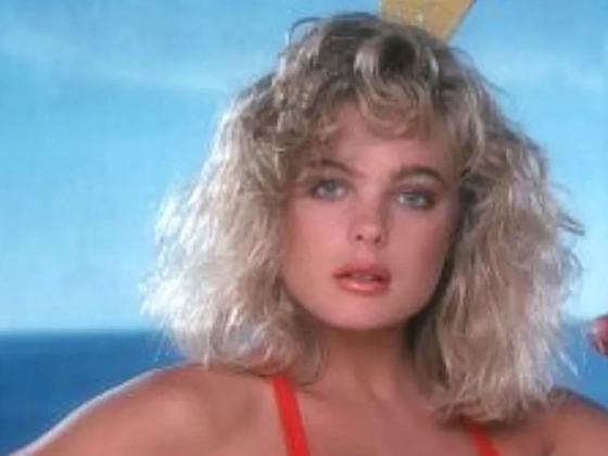 56 évesen OnlyFans-oldalt indított a Baywatch sztárja: lábképeket árul a neten Erika Eleniak