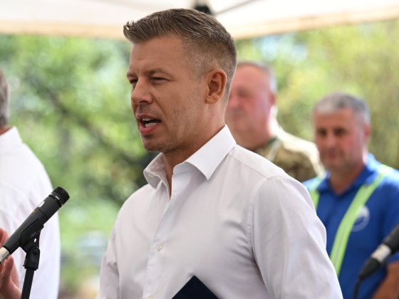 Paksról üzent Magyar Péter: törvényekkel lépnek fel a válsággal szemben