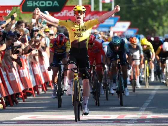 Vuelta: Matt Brennan fölényesen nyerte meg a sprintet, Pogacar maradt pirosban