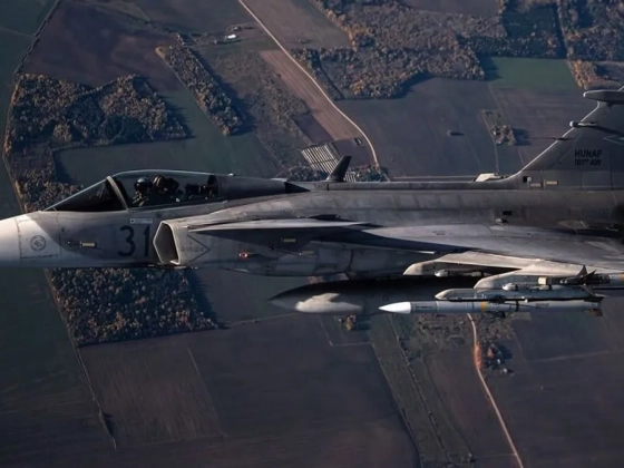Lezuhant a Magyar Honvédség egyik Gripen gépe Szolnok mellett – videó