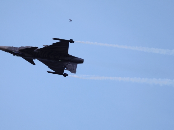 Lezuhant egy magyar Gripen vadászgép Szolnok mellett