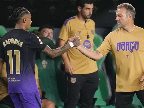 Gavi miatt aggódik, Raphinhát dicséri, Baldét nem küldte el – Flick a Barca-henger után