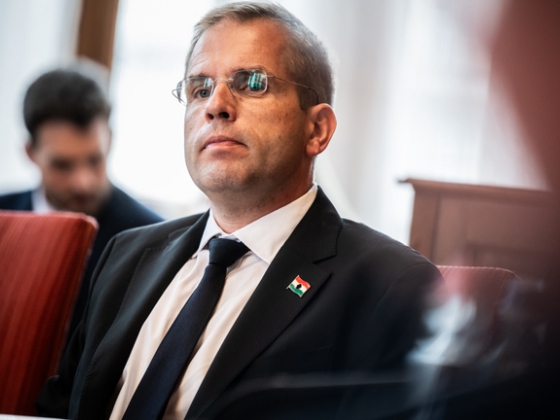 A Miniszterelnökség 28 milliárd forintos állami támogatás miatt indított nyomozást a Kommentár Alapítványnál