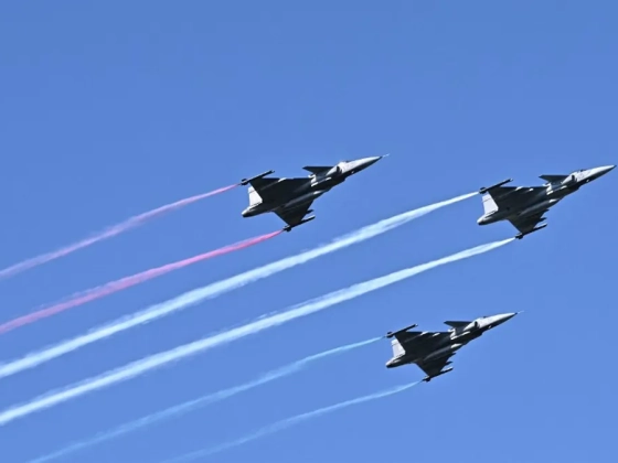 Bemutatta a lezuhant Gripen roncsát Ruszin-Szendi Romulusz, újabb részleteket osztott meg a helyszínről