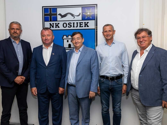 Eltűnt Mészáros Lőrinc az Eszék főszponzorai közül