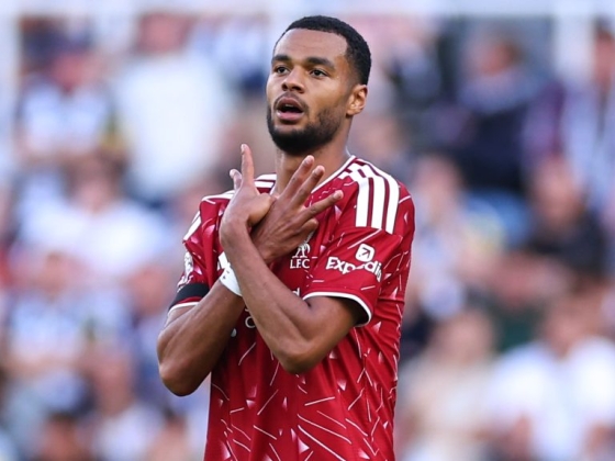 A Liverpool sokat kritizált támadójáért sorban állnak az angol csapatok