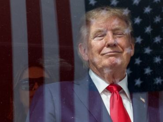 Trump vaskos AI-üzletet ütött nyélbe, bő 13 milliárd dollár a tét
