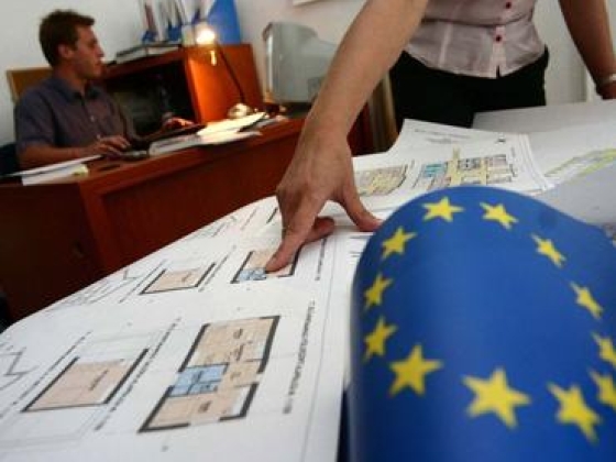 Beperli Mészáros Lőrinc cége a kormányt, miután kizárták a megnyert pályázatból