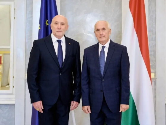 Baka András a Sándor-palotában fogadta a Legfőbb Ügyészség ideiglenes vezetőjét