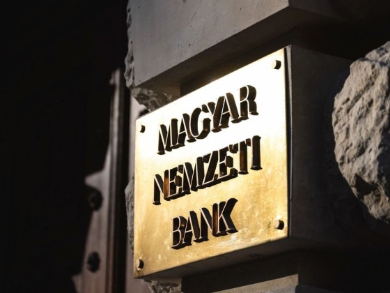 Hamarosan nagy bejelentést tesz az MNB – sok múlik most Varga Mihályékon, akik hirtelen rossz előjeleket kaptak