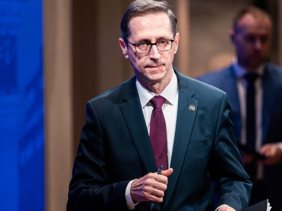 Ismét kamatot vágott az MNB, hamarosan megszólal Varga Mihály