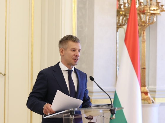 „Uncsi” – Magyar Péter beszólt a 444-nek, a Telexnek és Török Gábornak is