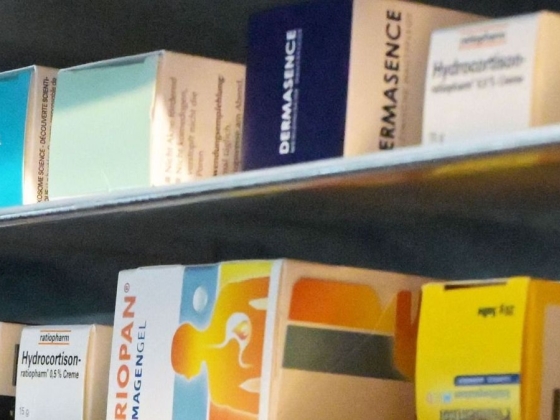 Ezeknek a gyógyszereknek csökken az áfája, most már magunk is megnézhetjük