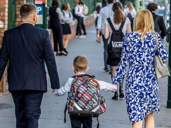 Balmazújváros alpolgármestere is kapott iskolakezdési támogatást, ezt tette vele