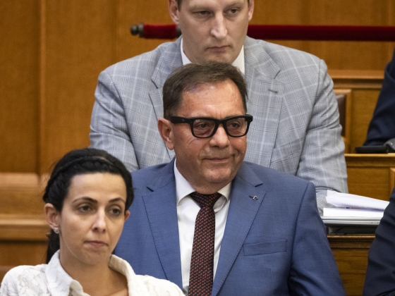 Norvégia be akarja tiltani az okosszemüvegek arcfelismerő funkcióját nyilvános helyeken