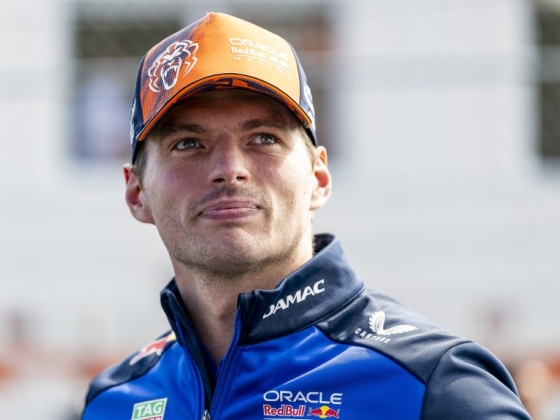 Száz gokartossal versenyez majd egyszerre Max Verstappen