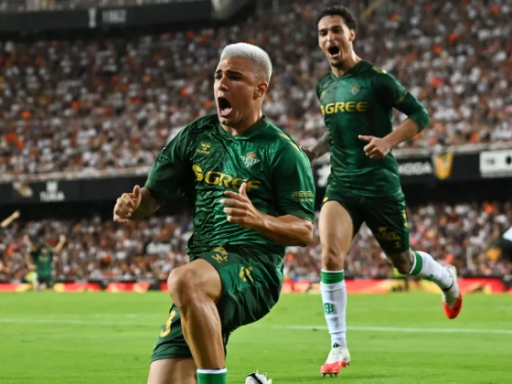 Csereként beálló húszéves tehetsége góljával nyert Valenciában a Betis