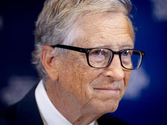 Viharos AI-éra küszöbén álunk: Bill Gates drámai figyelmeztetése arról, hogy a mesterséges intelligencia túl gyorsan alakítja át a munkaerőpiacot