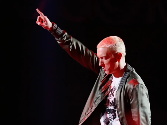 Eminem egy Dolly Partontól kapott levéllel búcsúzott az énekestől