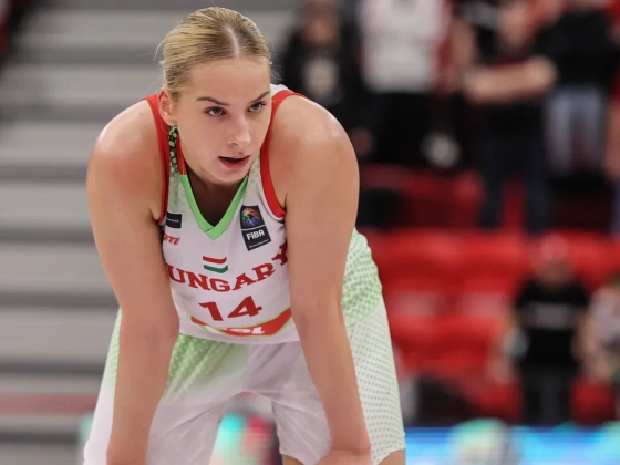 Juhász Dorka a női kosárlabda vb sztárjai között