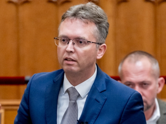NKA-botrány: újabb két gyanúsított szabadult a letartóztatásból, köztük Hankó Balázs volt kabinetfőnöke