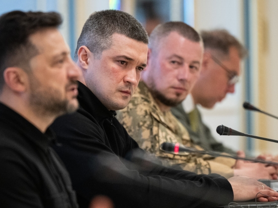 Az összeomlás szélén Ukrajna? – Reagált a Kreml, bombaként robbantak Zelenszkij volt miniszterének szavai