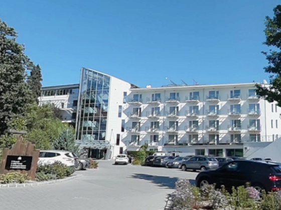 Hackerek törtek be a népszerű magyar hotel rendszerébe, szinte mindent megbénítottak