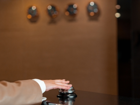 Másfél napra túszul ejtettek egy népszerű hotelt a Mátrában: 9 milliós váltságdíjat követeltek a bűnözők