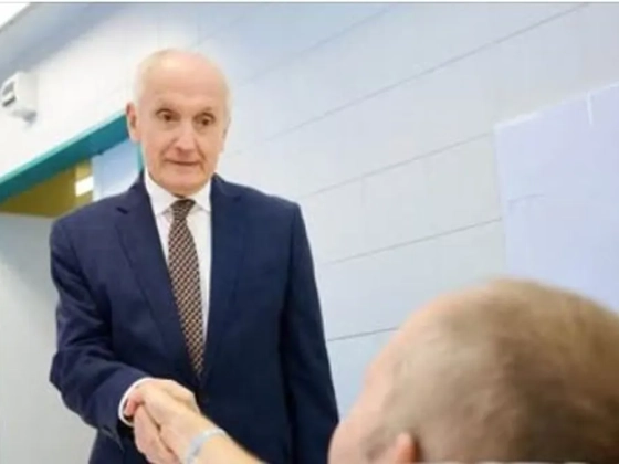 Hírek érkeztek a sérült Gripen-pilótáról, személyesen kereste fel a köztársasági elnök