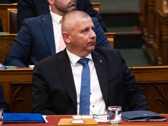 Megbírságolták Ruszin-Szendi Romuluszt