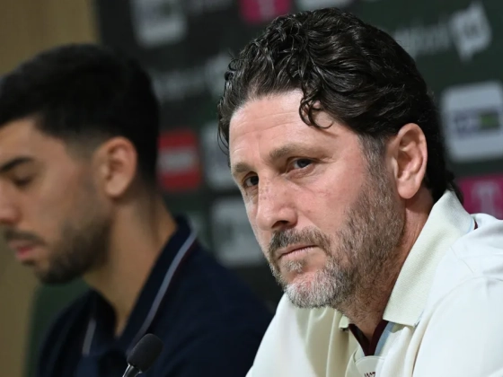 A Trabzonspor edzője a játékvezetőnek is üzent a Fradi elleni visszavágó előtt