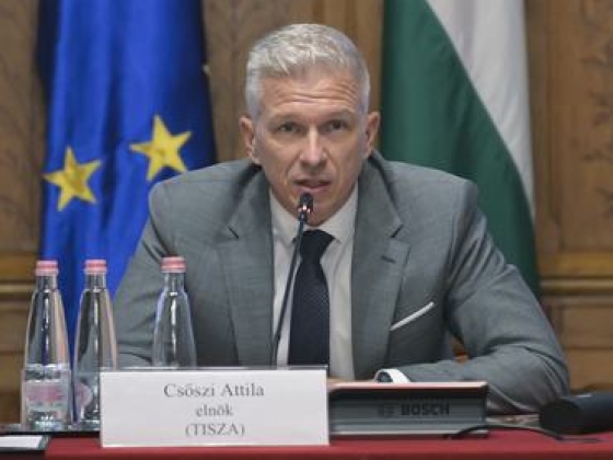 Taktikázás, időhúzás, ködszurkálás: magyarosan indult az MNB ügyeit vizsgáló bizottság munkája