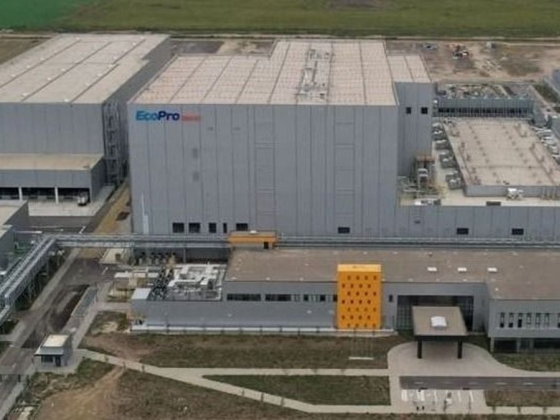 Óriási dolog készül Debrecenben, döntöttek az ázsiai tulajok: átépítik a nagy akkugyárat, rengeteg pénzt fog hozi nekik – a gödi Samsung és a BMW azonnal lecsapott rá