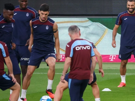 Nagy Ádám és Mohamed Szalah is jókedvűen edzett – galéria
