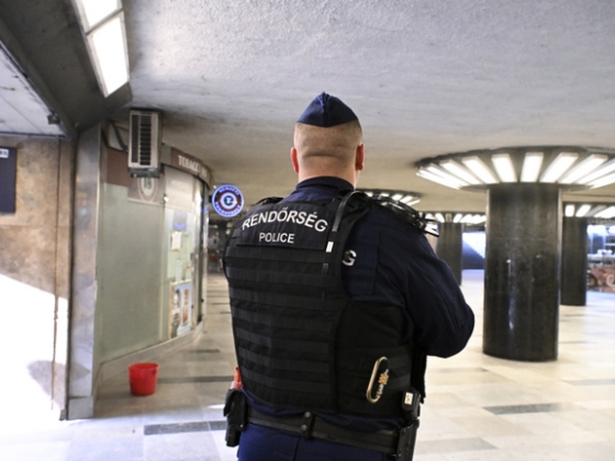 Elfogadta a kormány a budapesti polgármesterek követeléseit, állandó rendőri jelenlét és komoly szigorítás jön