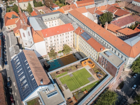 Bár a vizsgálat egy diák bántalmazása ügyében még nem zárult le, mindhárom érintett munkatárs visszatérhet a munkába az esztergomi ferences kollégiumban