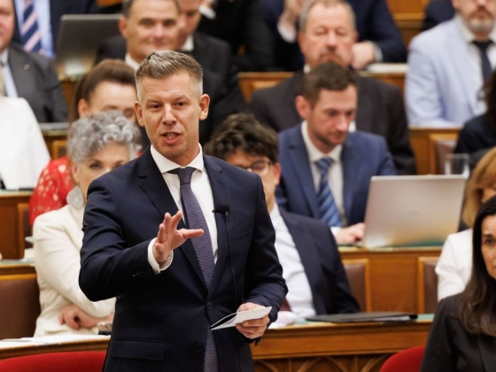 Magyar Péter bejelentette, mit kezdenek az MCC-vel